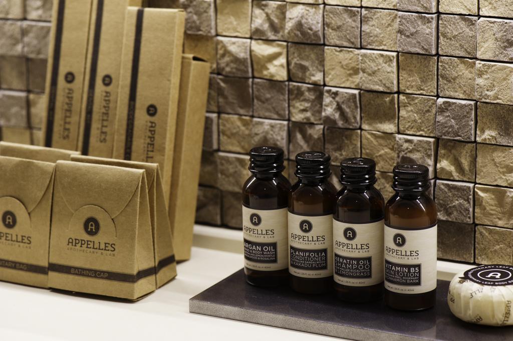 Oakwood Premier Tokyo Hotell Eksteriør bilde A selection of APPELLES products